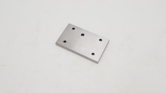 Adaptez Pin Die Casting Mold Parts que aux besoins du client SKD11 des composants de moulage mécanique sous pression